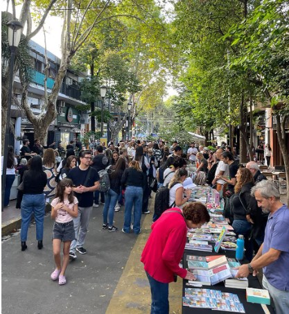 Feria del Libro de Villa Devoto 2026, Leandro Murciego presentó "Memoreando"